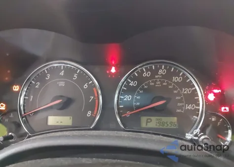 2013 Toyota Corolla S z USA, uszkodzony, nr VIN 2T1BU4EE2DC966841